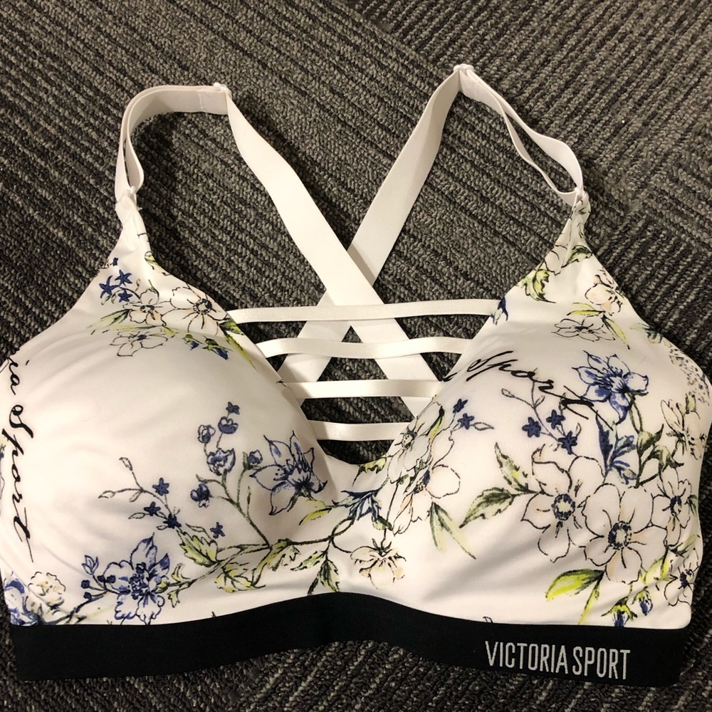 Victoria’s Secret sports bra. Brand new w/o tags